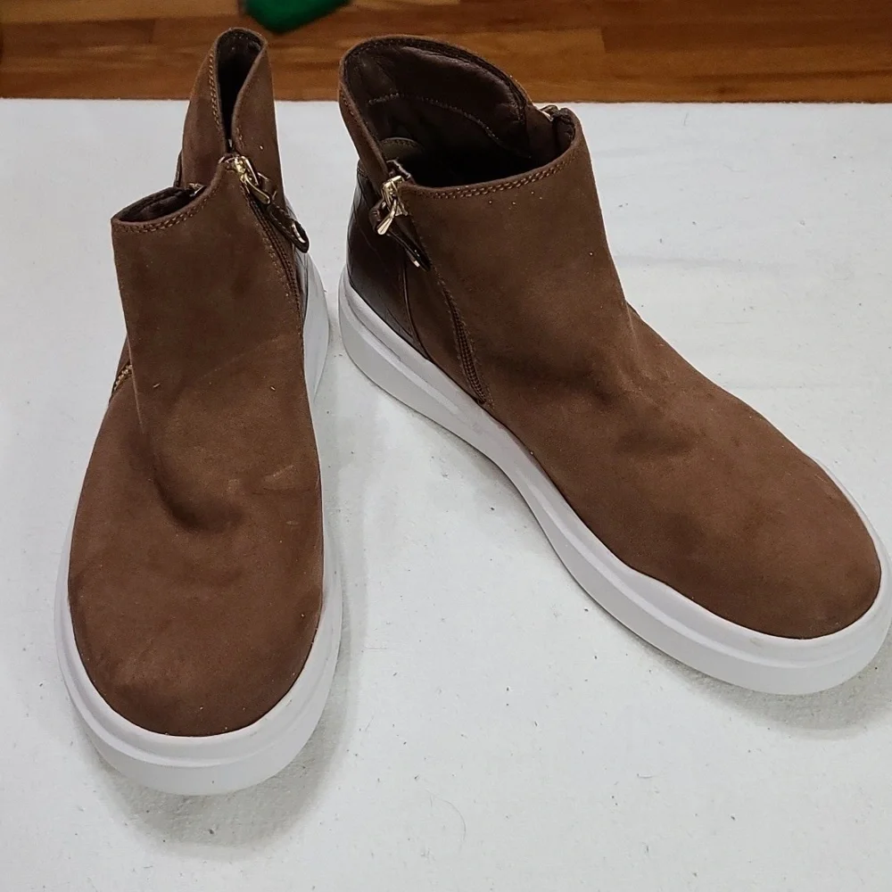 Liz Claiborne Womens Booties Sneakers Faux Suede Brown Zips Sz 10 EUC‎